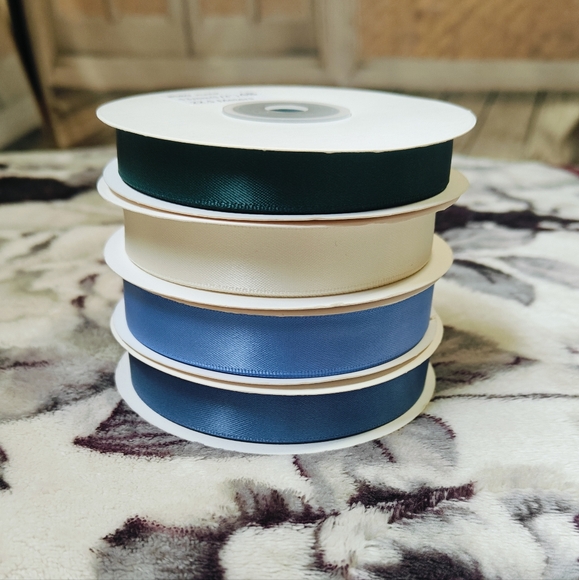 ❌SOLD❌ New- Set of 4 satin ribbons 22 meters each - Picture 2 of 6